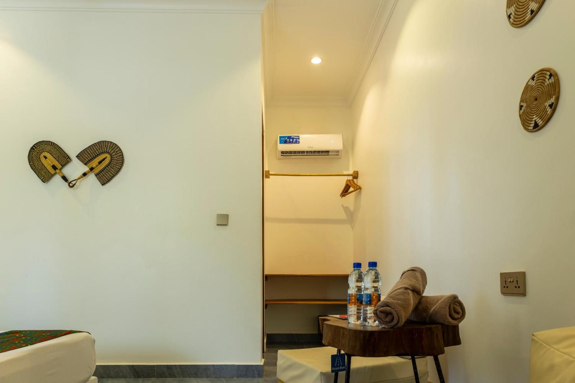 Queen Suite, photo 7 of 13